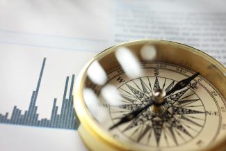Compass with graph